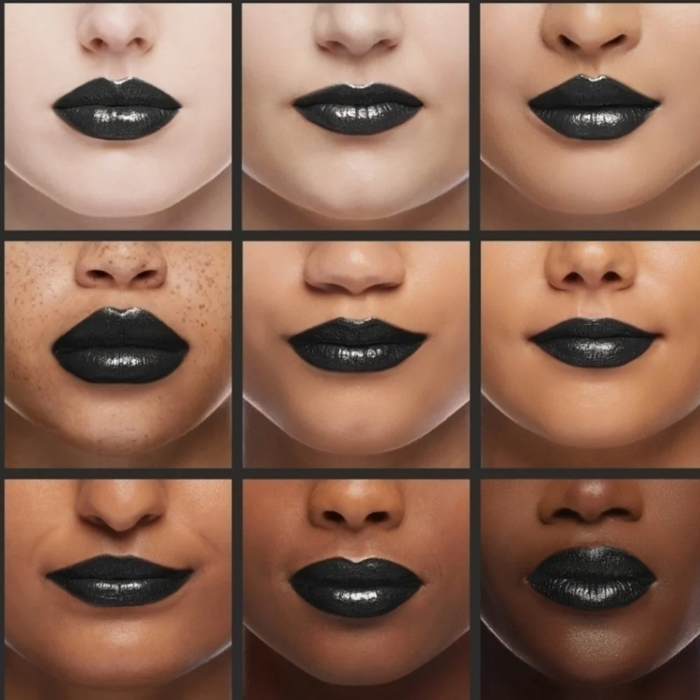 Covergirl Exhibitionist metallic lipstick 555